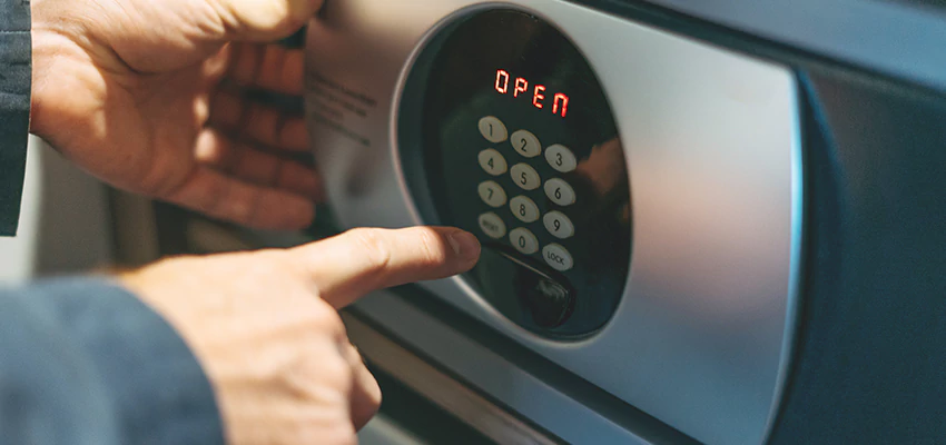 Cash Safe Openers in Fairfax, California