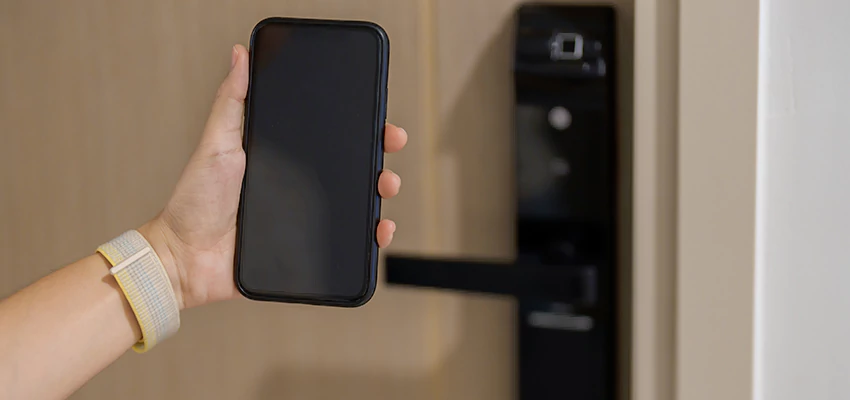 Keypad Wifi Locks Repair And Installation in Fairfax, CA