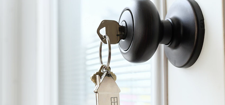 Bifold Door Knob Replacement in Fairfax, California