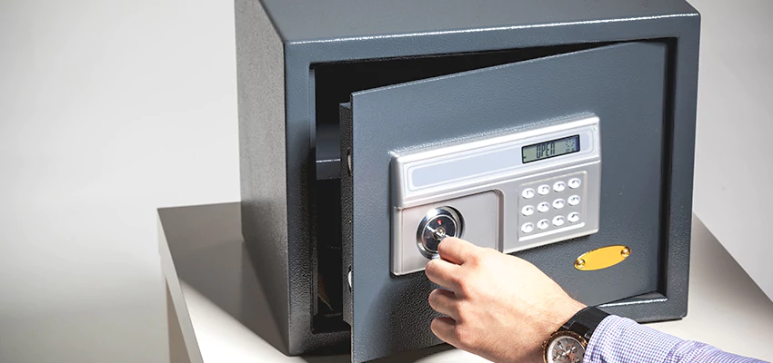 Jewelry Safe Unlocking Service in Fairfax, California